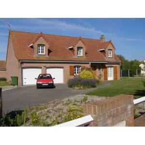 Une Maison Individuelle située à Groffliers